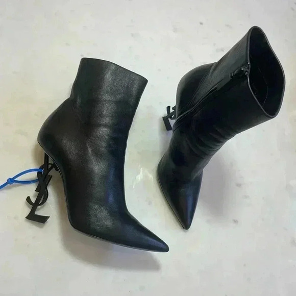 Yves Saint Laurent YSL OPYUM Booties Leather Black 39 9 Point Toe Ankle Boots - Picture 2 of 13